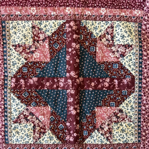 Vintage 70s Handmade Quilted Vest - Picture 5 of 5